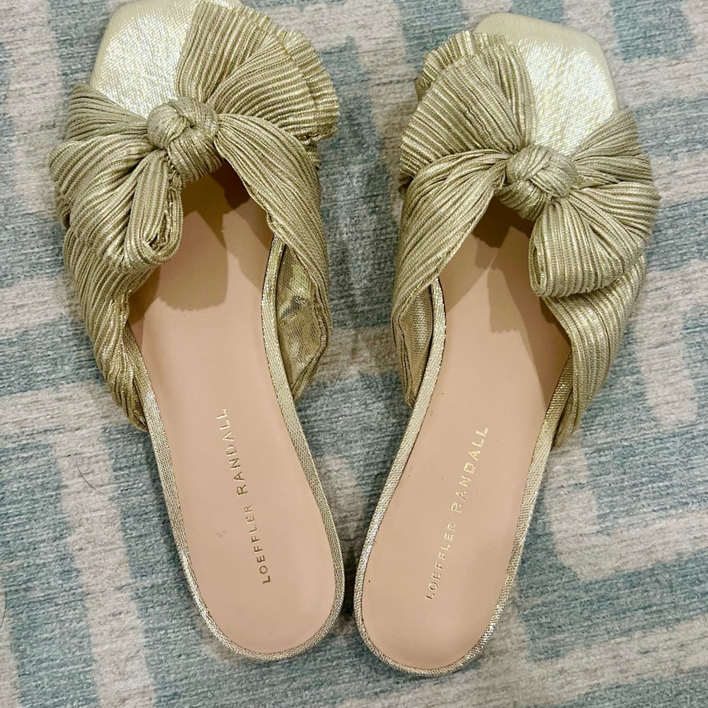 Loeffler Randall Daphne Pleated Bow Slides Size 9